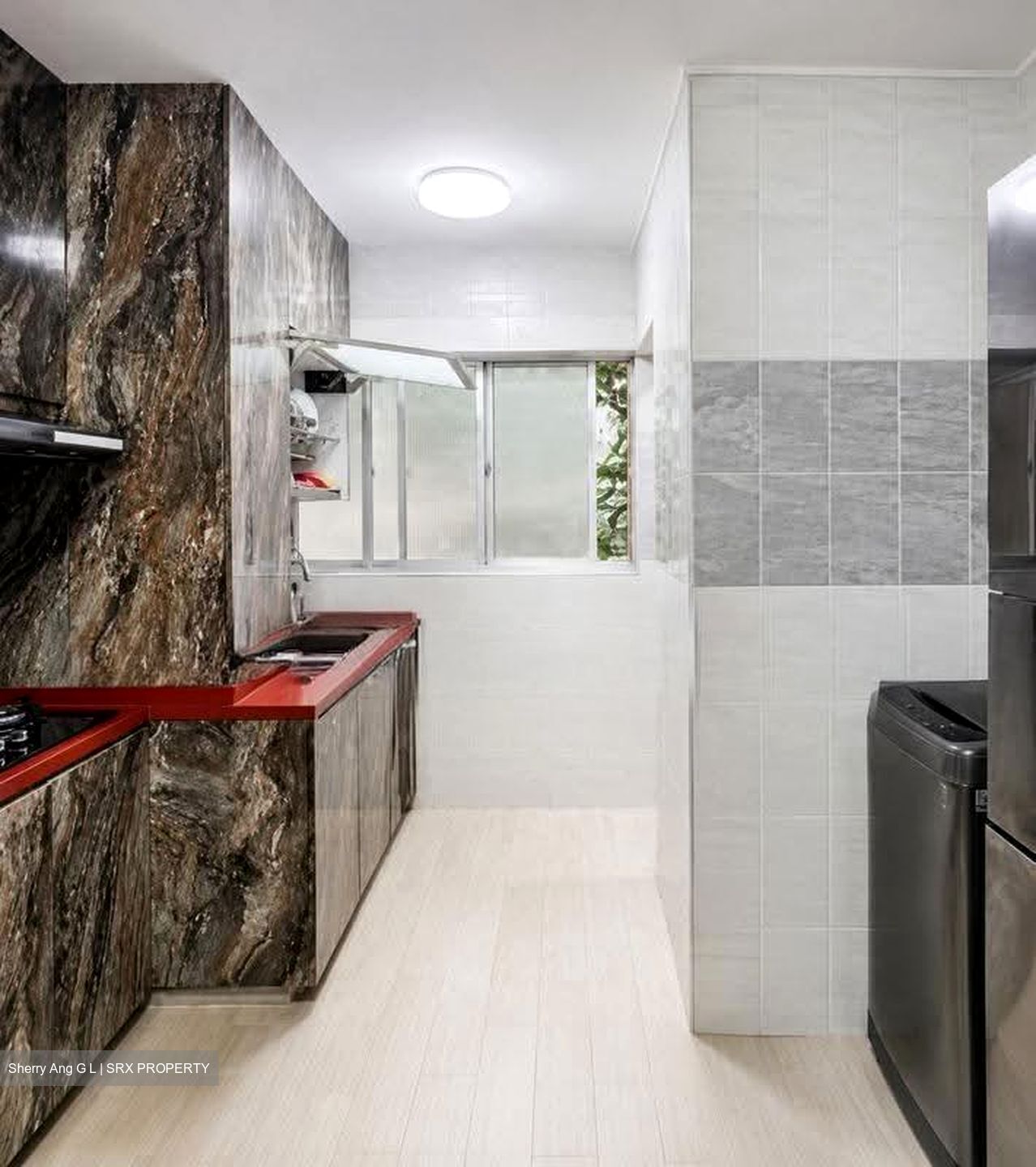 Blk 559 Jurong West Street 42 (Jurong West), HDB Executive #608576401